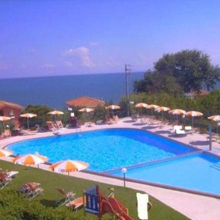 Casa Vacanza “Via Verde” Rocca San Giovanni Exteriör bild
